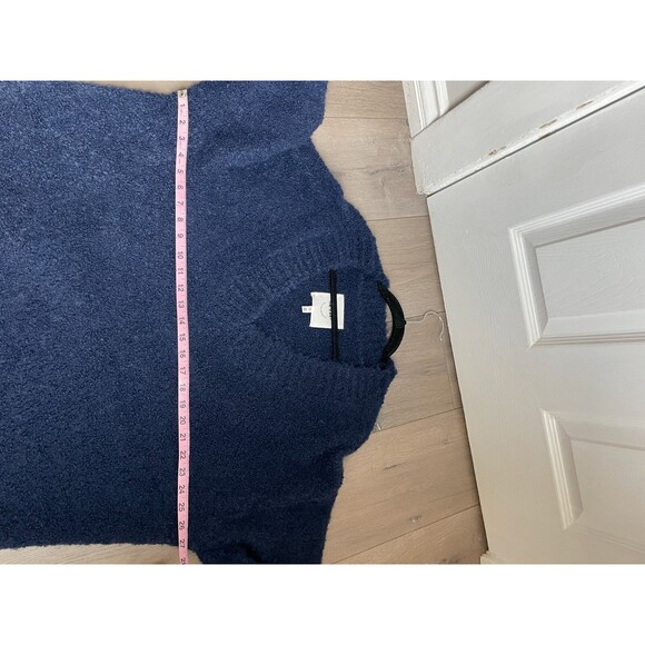 Aerie Womens Navy Blue Oversized Soft Fuzzy Sweater V Neck Size XL - Picture 3 of 6